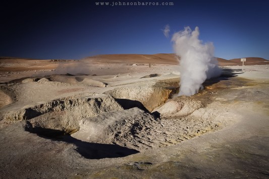 Aqui a panela de pressão solta seu vapor. Sol de la Manãna.